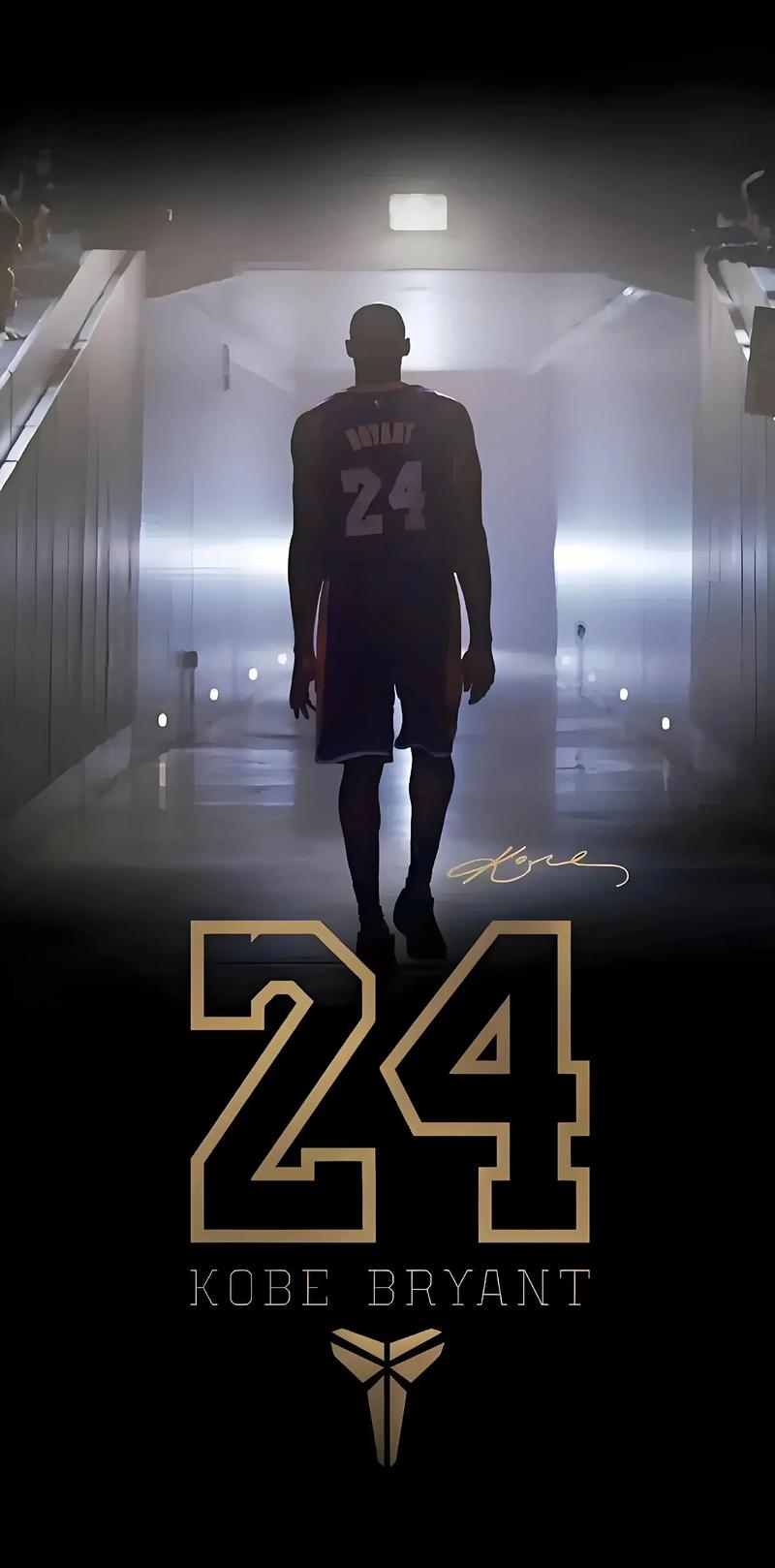 足球法甲豪门官宣续约核心前锋，合同长达五年（法甲豪门官宣与核心前锋续约，五年长约锁定锋线）