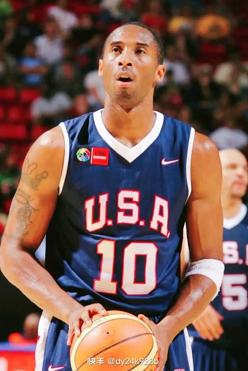 阿特卡梅庆祝生日获米兰祝福（阿特卡梅生日当天获米兰送上祝福）